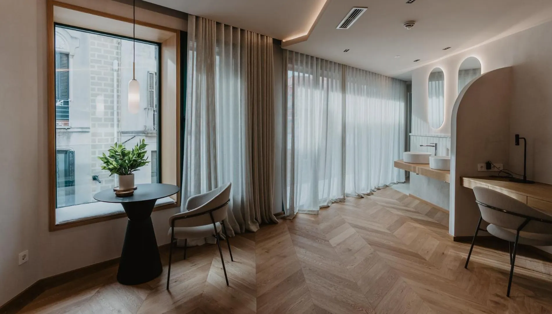 Hotel Petit Luxe Terrassa Spain