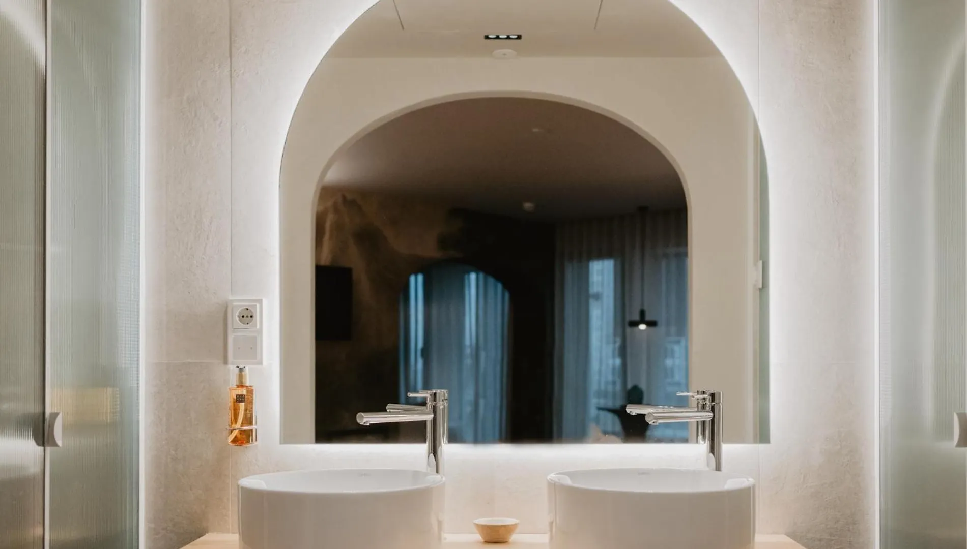 ****  Hotel Petit Luxe Terrassa Spain